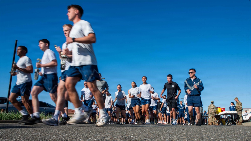 Airmen participate in 13th Annual Port Dawg Memorial Run