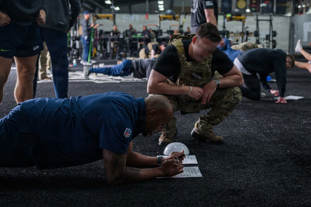 1st Special Forces Group (Airborne) conducts leadership development forum with the Seattle Seahawks coaching staff