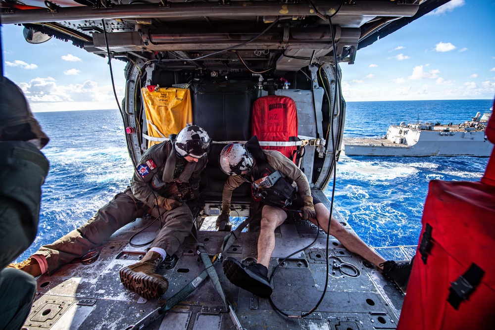 Nimitz Conducts a Vertical Replenishment-at-sea