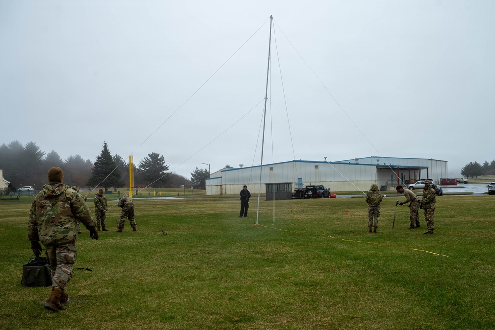Tropic Tundra 26 communication antenna construction