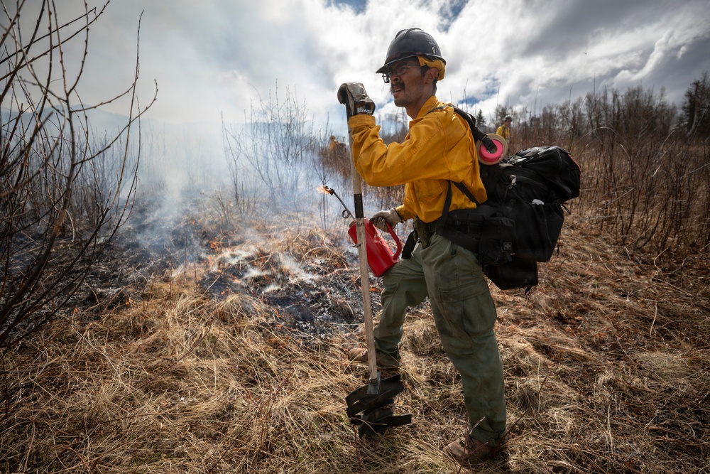 Alaska Air National Guard, Air Force, and State of Alaska Division of Forestry and Fire Protection firefighters team up during controlled burns