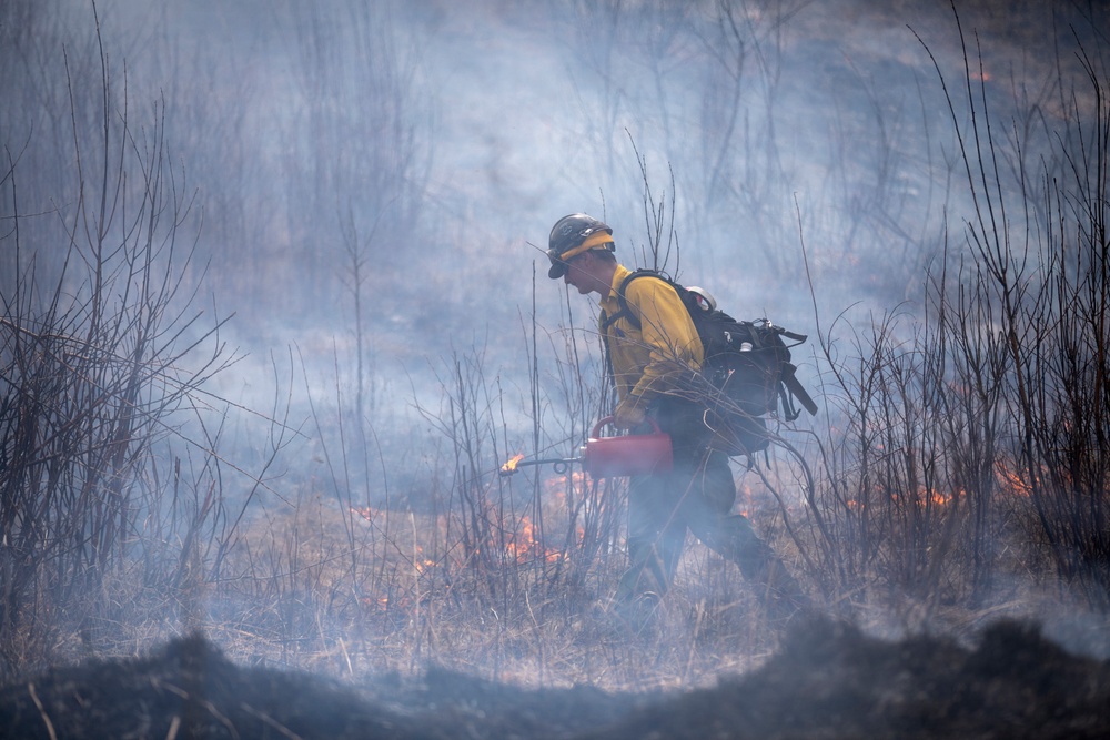 Alaska Air National Guard, Air Force, and State of Alaska Division of Forestry and Fire Protection firefighters team up during controlled burns
