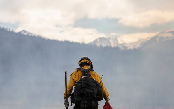Alaska Air National Guard, Air Force, and State of Alaska Division of Forestry and Fire Protection firefighters team up during controlled burns