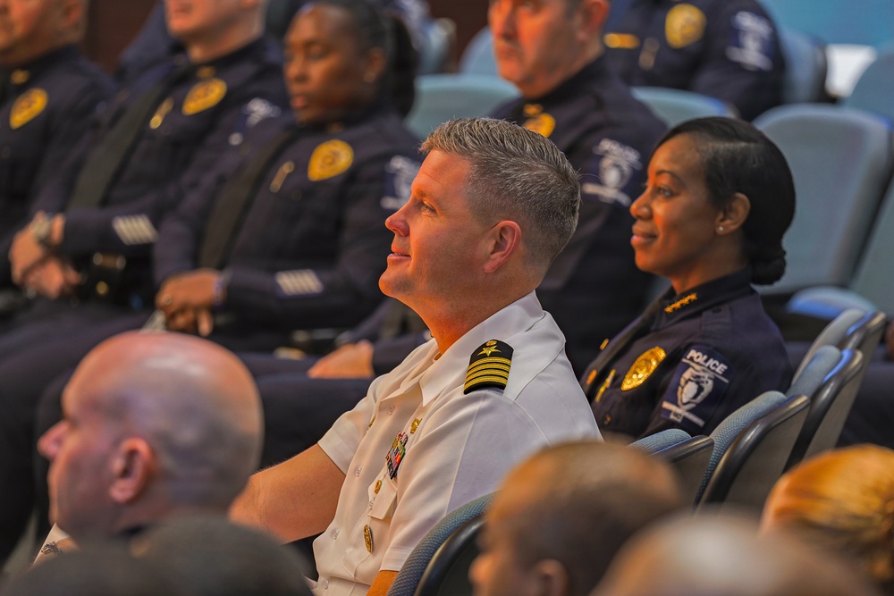 Charlotte Navy Week Sailors participate in CMPD training events