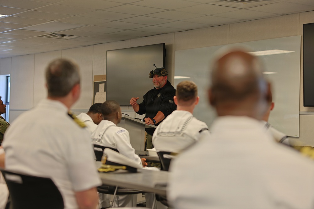 Charlotte Navy Week Sailors participate in CMPD training events