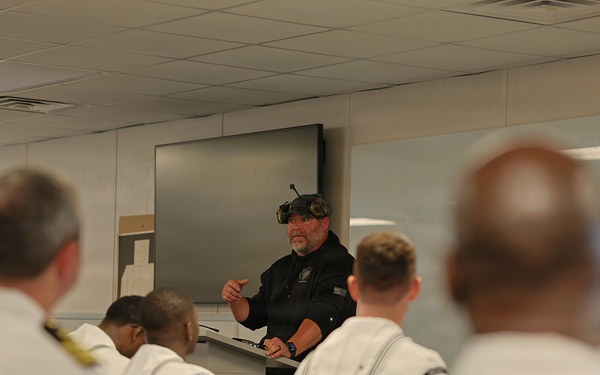Charlotte Navy Week Sailors participate in CMPD training events