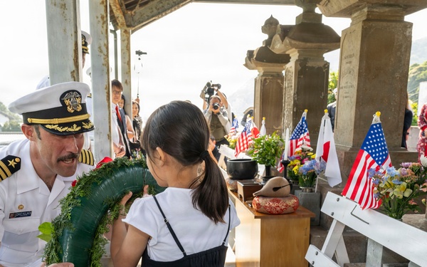 U.S. Navy commanding officers participate in a memorial service for Americans interred at Gyokusenji Temple in Shimoda, Japan during 87th annual Black Ship Festival