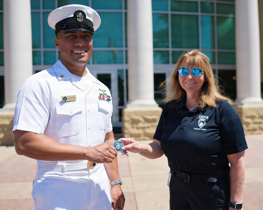 Charlotte Navy Week Sailors participate in CMPD training events