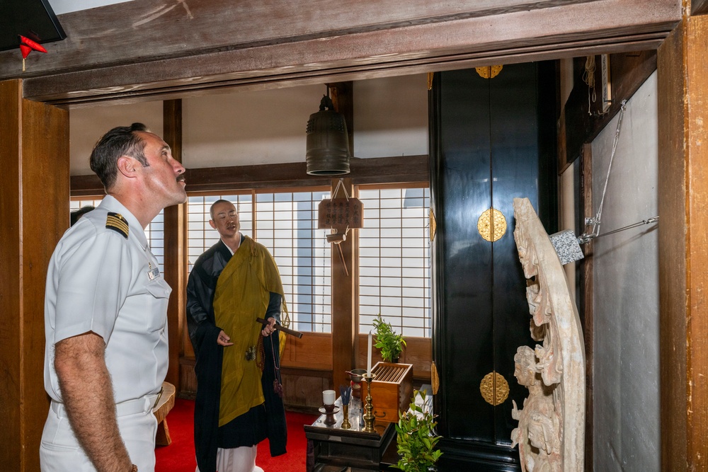 U.S. Navy commanding officers participate in a memorial service for Americans interred at Gyokusenji Temple in Shimoda, Japan during 87th annual Black Ship Festival