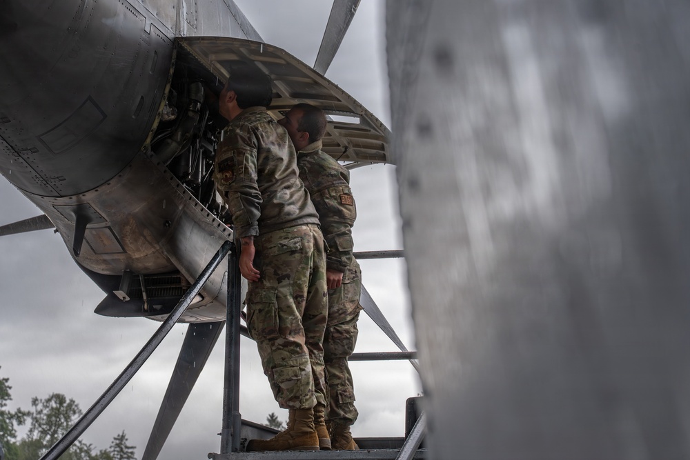 86th AMXS navigates the temperament of maintenance
