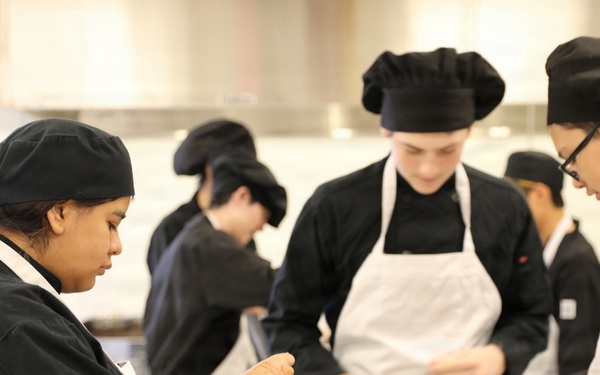 The Art of the Meal: ZMHS culinary class cooks up feast for Soldiers, community volunteers