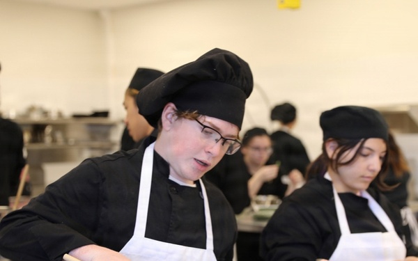 The Art of the Meal: ZMHS culinary class cooks up feast for Soldiers, community volunteers