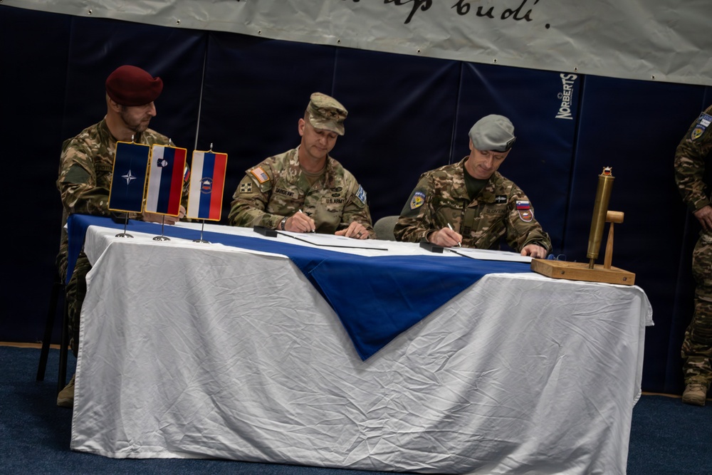 KFOR RC-E Non-Kinetic Battalion conducts change of command ceremony