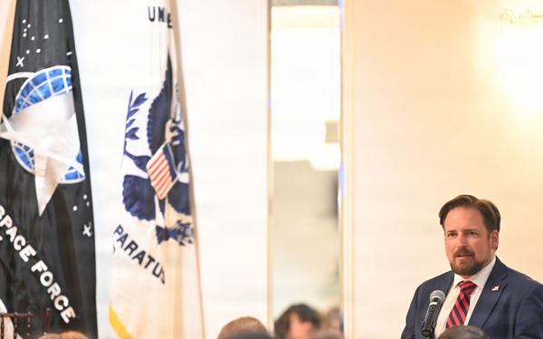 Pennsylvania’s First Multi-Service Military Signing Ceremony Honors 25 Future Service Members