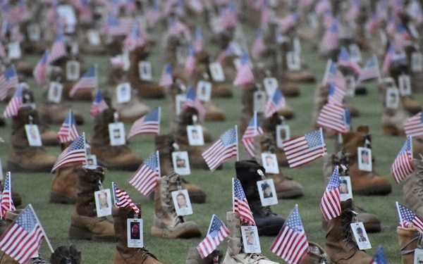 Fort Bragg Honors the Fallen Through Annual Run, Honor, Remember 5K