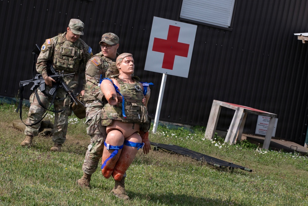 Florida Guard medics enhance KFOR’s medical readiness, capabilities during Combat Lifesaver training