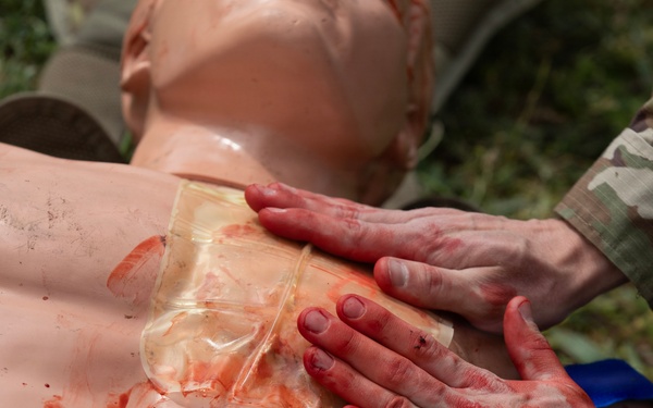 Florida Guard medics enhance KFOR’s medical readiness, capabilities during Combat Lifesaver training