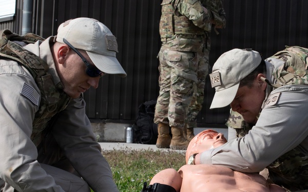 Florida Guard medics enhance KFOR’s medical readiness, capabilities during Combat Lifesaver training