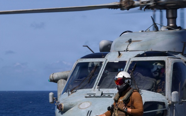 USS Comstock Conducts Flight Quarters