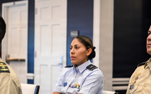 ESDEGUE-CEM Colombia Visit to the IADC