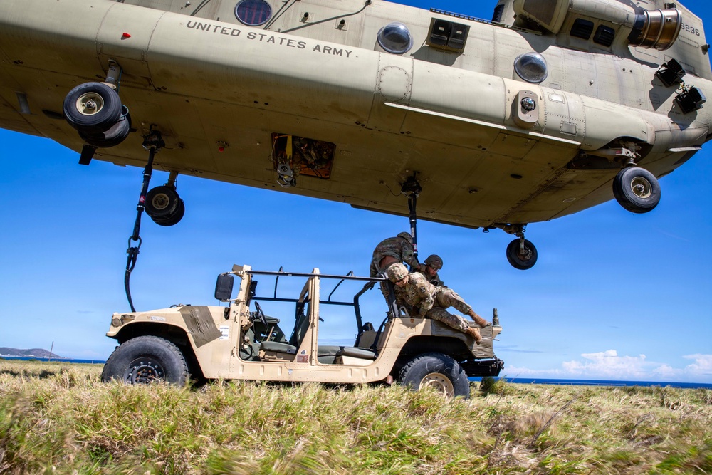 Joint Task Force Southern Guard Conduct Sling Load Training at Naval Base Guantanamo Bay