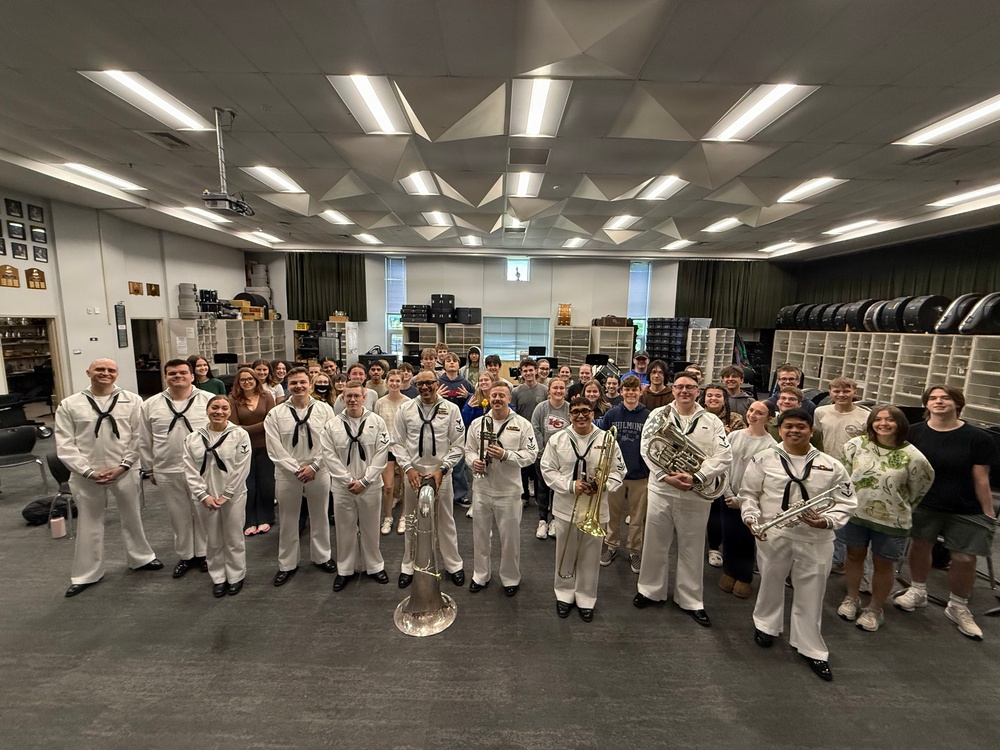 Members of Navy Band Great Lakes Celebrate America 250 with Local Schools in Kansas