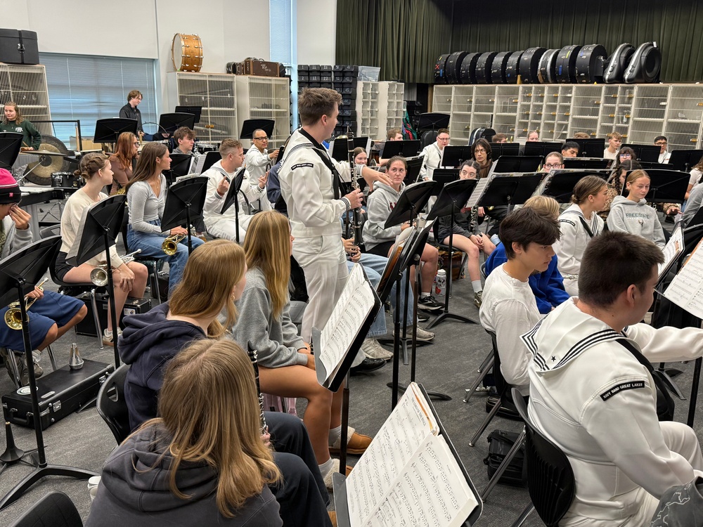 Members of Navy Band Great Lakes Celebrate America 250 with Local Schools in Kansas