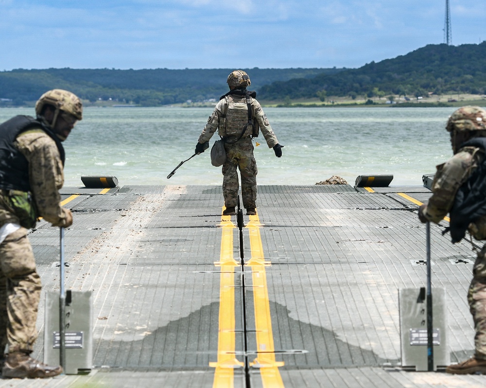 Hood Strike 26: Wet Gap Crossing Operations