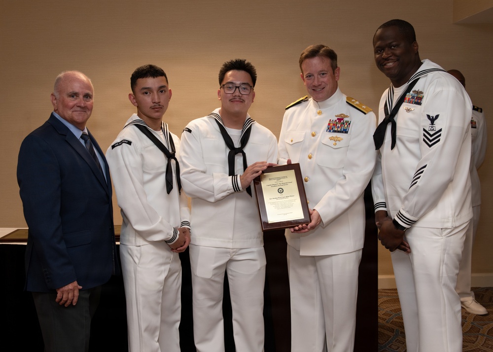 Navy's Top Culinary Teams Honored at Military Foodservice Awards