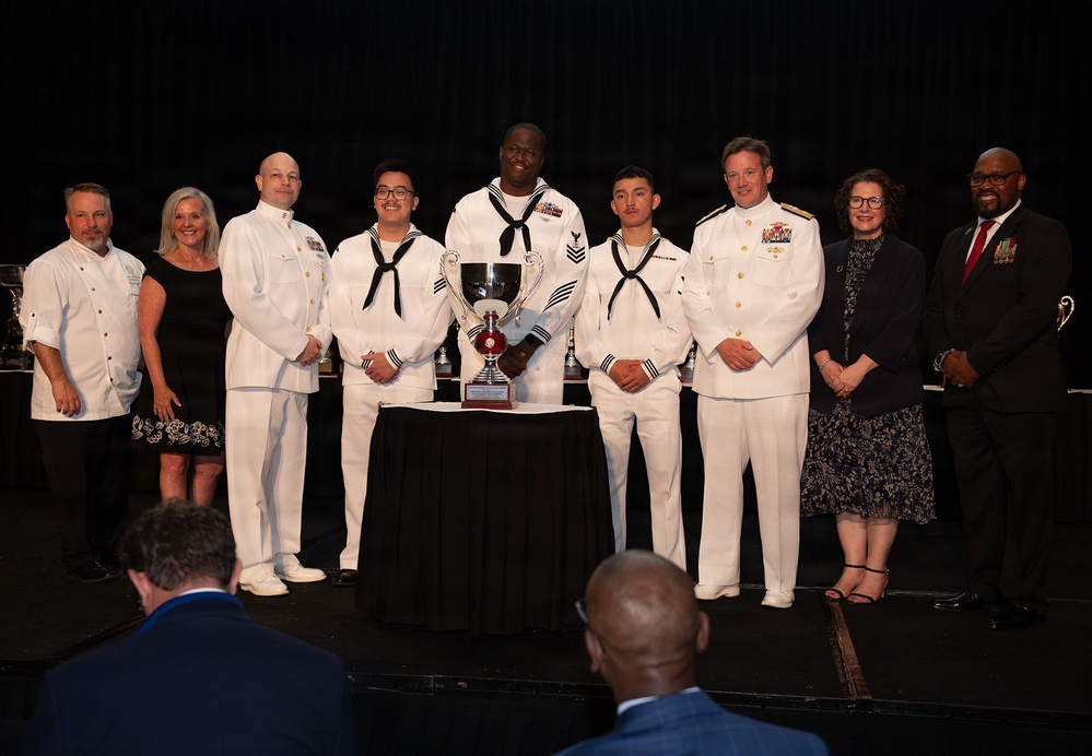 Navy's Top Culinary Teams Honored at Military Foodservice Awards
