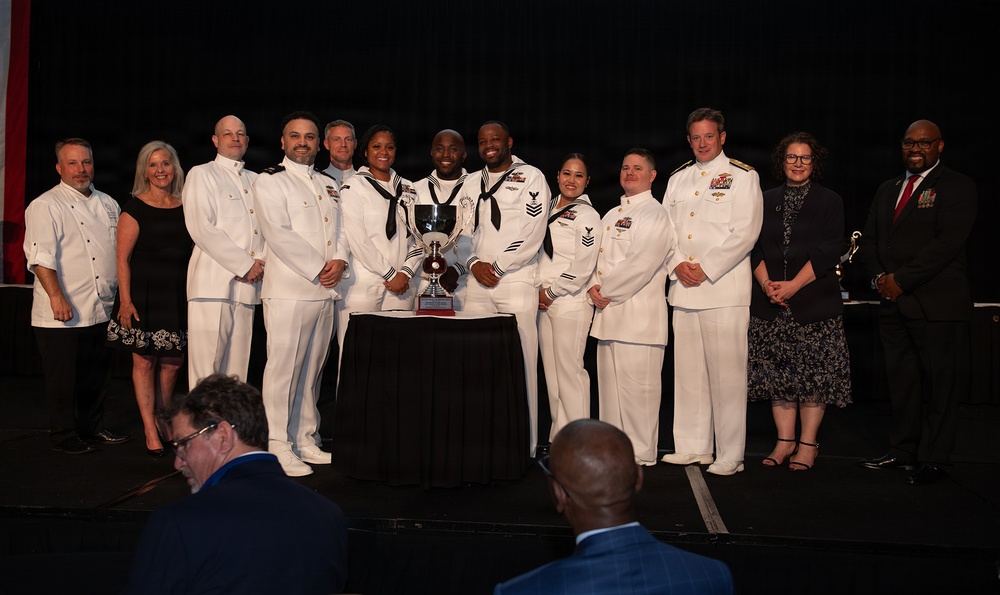 Navy's Top Culinary Teams Honored at Military Foodservice Awards