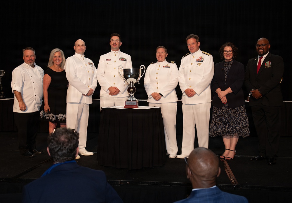 Navy's Top Culinary Teams Honored at Military Foodservice Awards