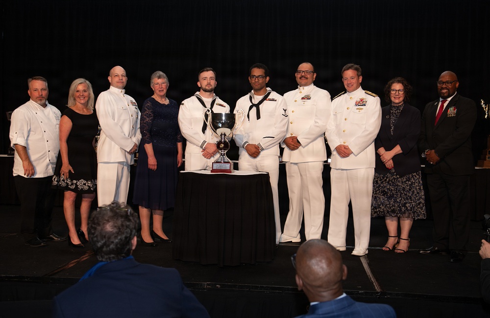 Navy's Top Culinary Teams Honored at Military Foodservice Awards
