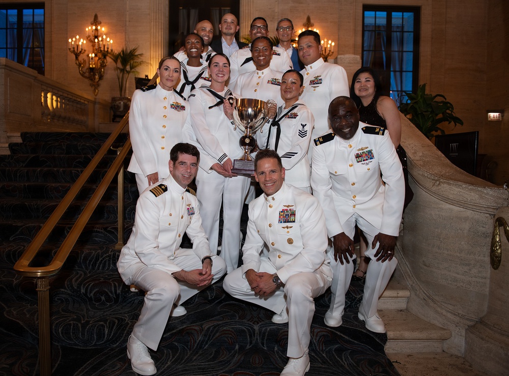 Navy's Top Culinary Teams Honored at Military Foodservice Awards