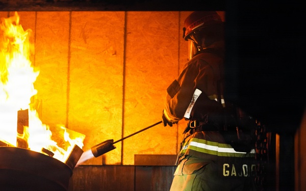 432 Commander and Command Chief obtain live fire training