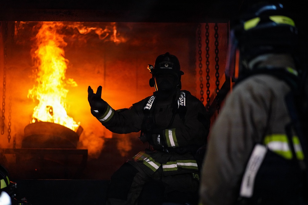 432 Commander and Command Chief obtain live fire training