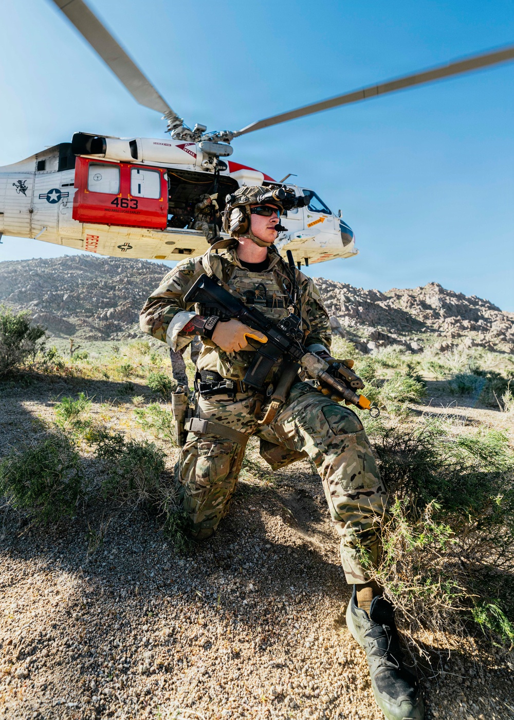 EOD Technicians Conduct a CSAR and Ordnance Response Drill