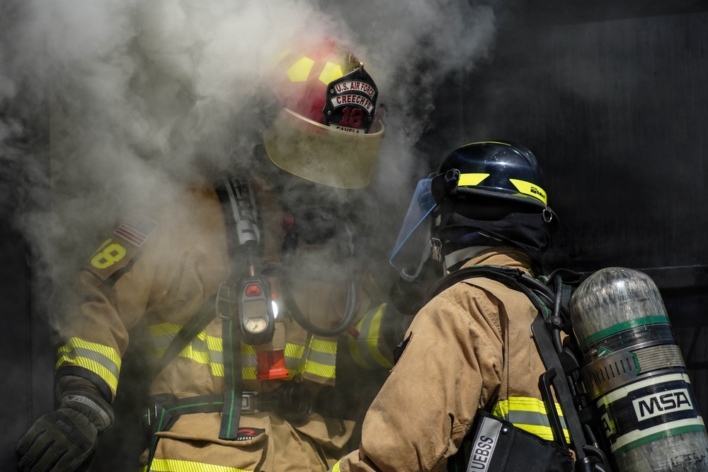 432 Commander and Command Chief obtain live fire training