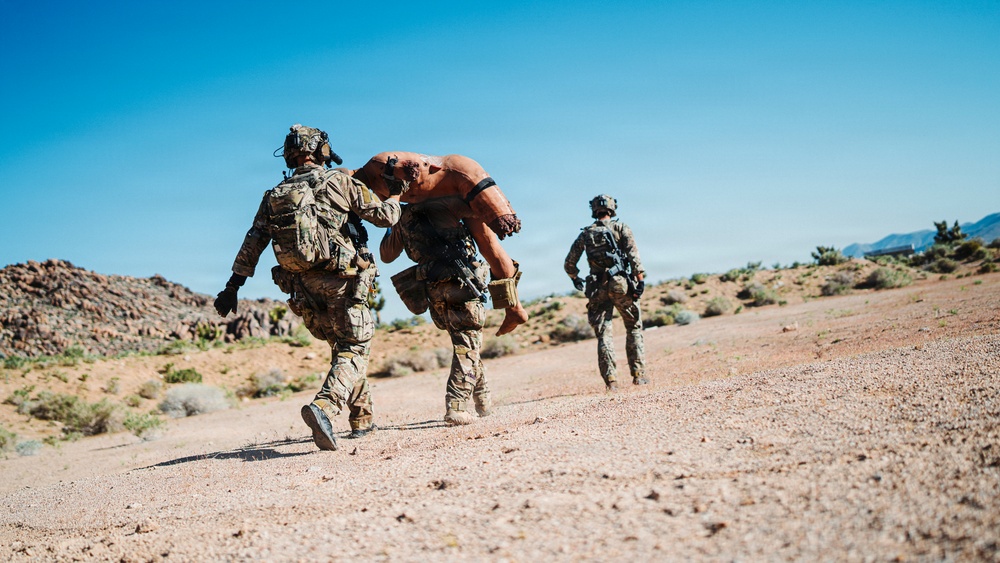 EOD Technicians Conduct a CSAR and Ordnance Response Drill