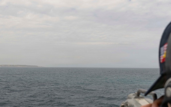 USS Bulkeley (DDG 84) pulls into Augusta Bay, Italy, April 16, 2026