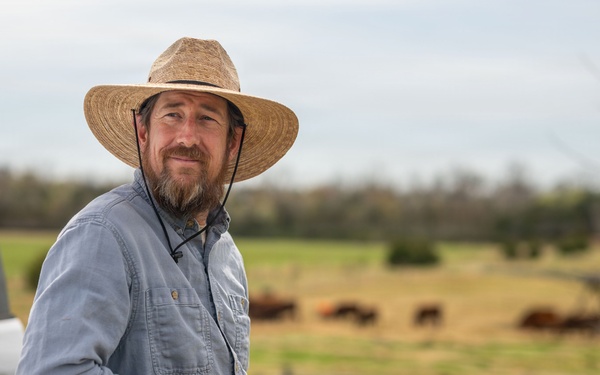 Earth's Echo Farm: Pasture-Raised Beef, Pigs And Poultry [Image 1 of 12]