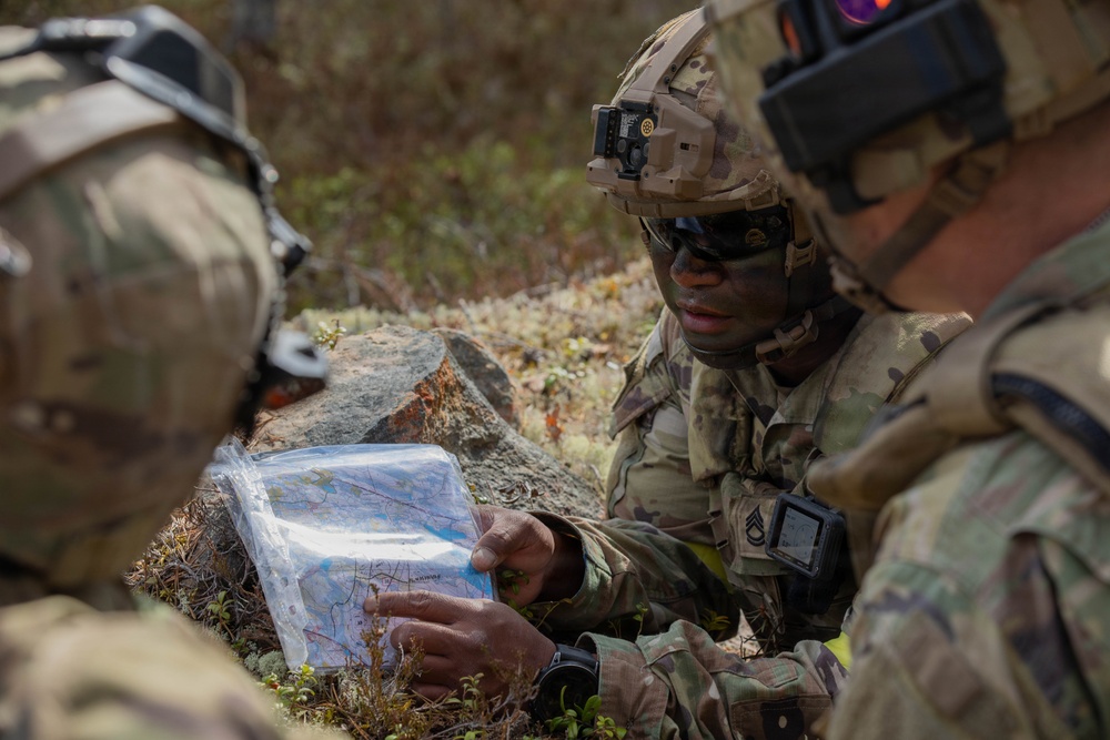 U.S. Soldiers execute multinational infiltration exercise