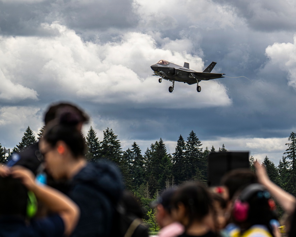 F-35A Demonstration Team at Hillsboro Airshow