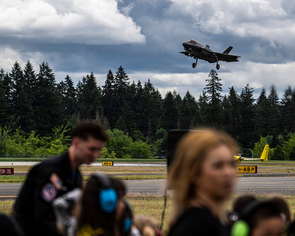 F-35A Demonstration Team at Hillsboro Airshow