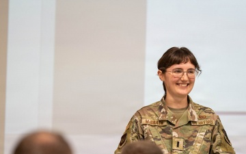 Commanders engage wing leadership during RAF Fairford training event