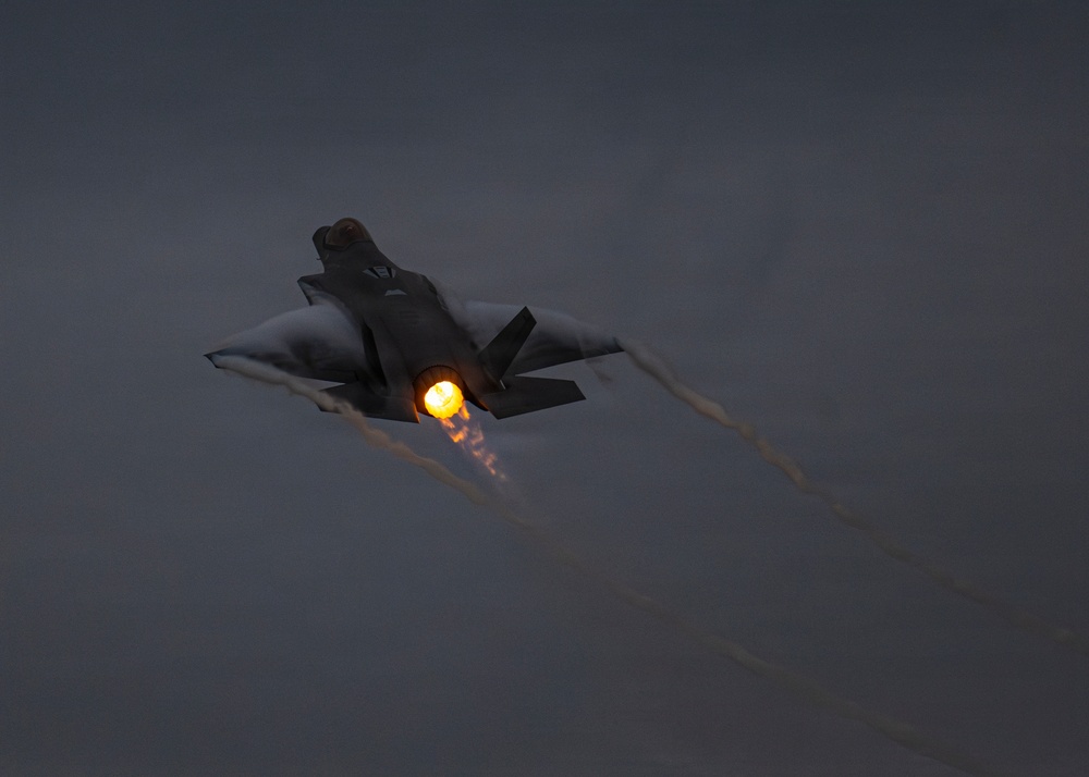 F-35A Demonstration Team Oregon International Airshow