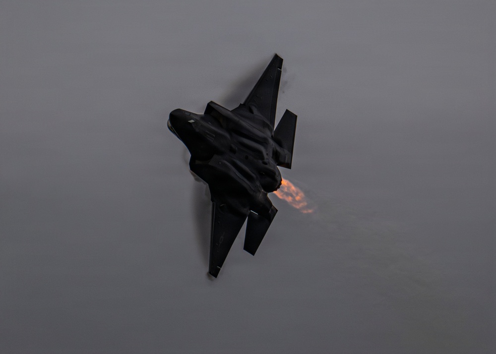 F-35A Demonstration Team Oregon International Airshow