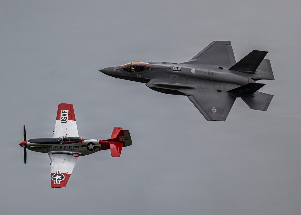F-35A Demonstration Team Oregon International Airshow