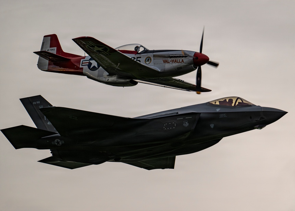 F-35A Demonstration Team Oregon International Airshow