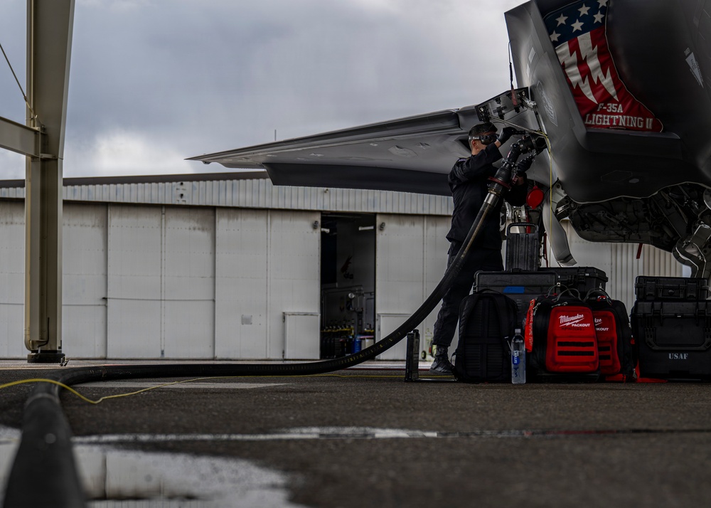 F-35A Demonstration Team Refueling
